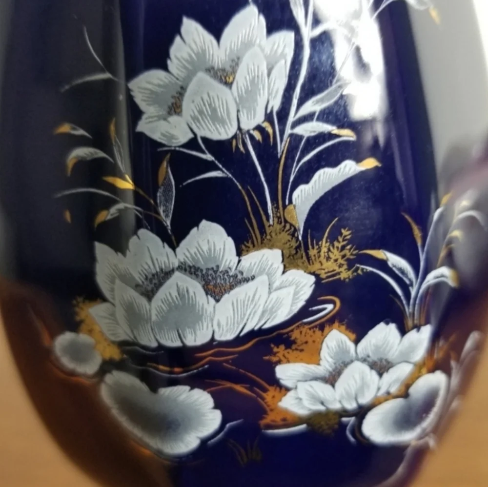 Bleu de Four Limoges Hand Painted Small Faceted Gold Rimmed Porcelain Vase